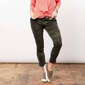 Sanctuary Fast Track Zip Camo Pants